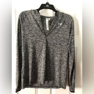 Under Armour women’s athletic pullover